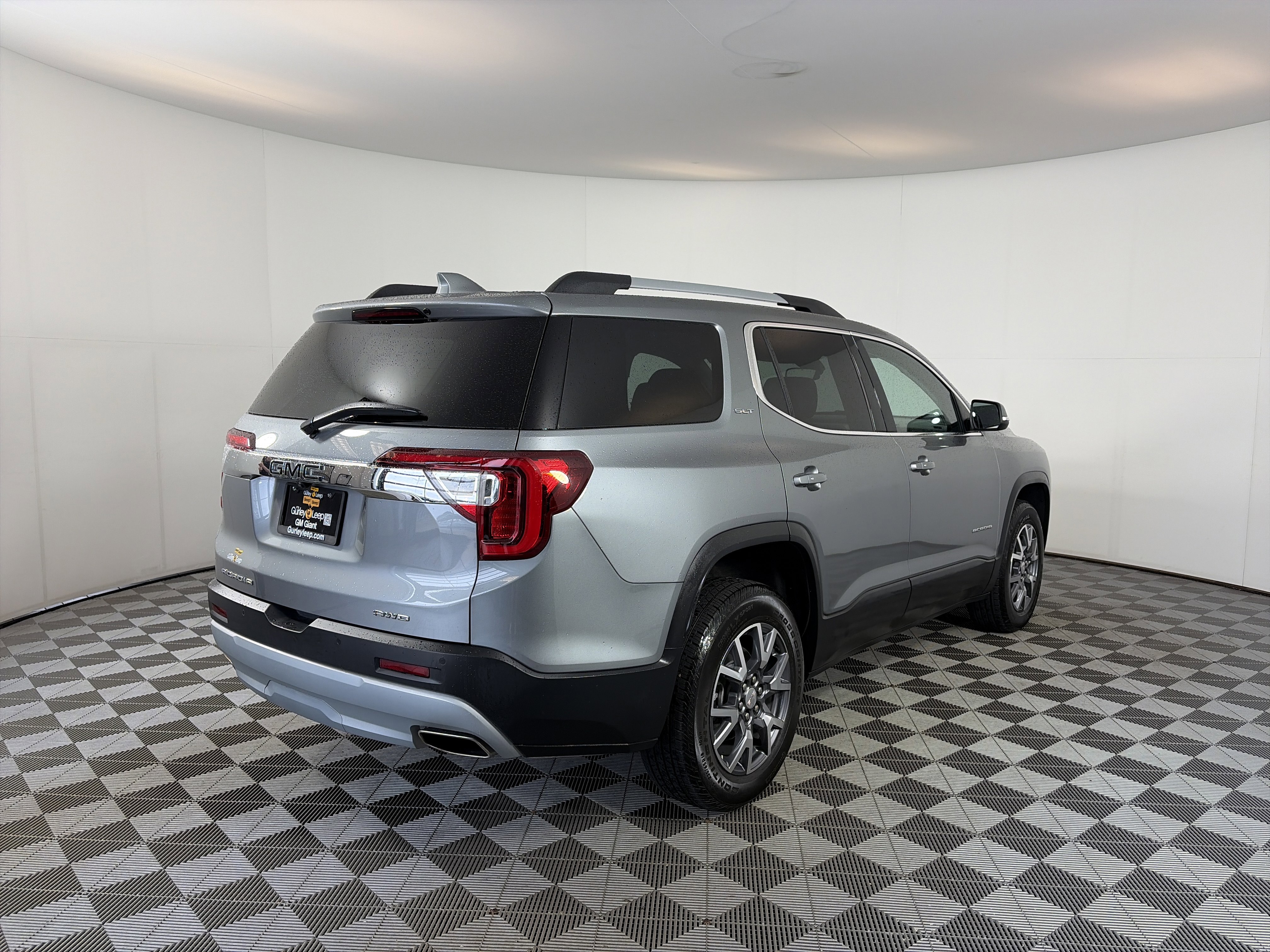 Used 2023 GMC Acadia SLT w/ Preferred Package AWD/4WD image 11