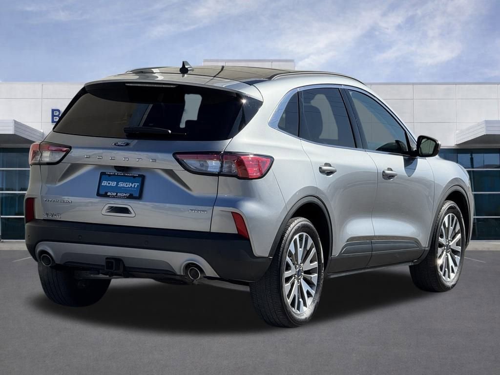 Used 2022 Ford Escape Titanium w/ Class II Trailer Tow Package image 36