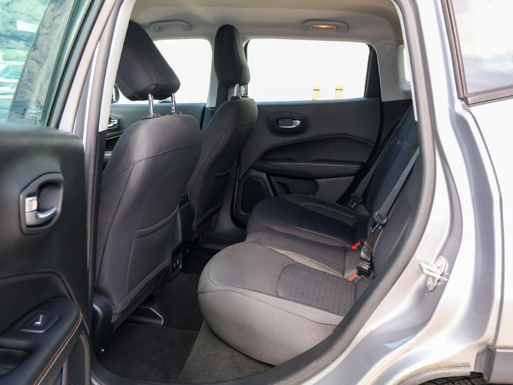 Used 2019 Jeep Compass Sport FWD image 14