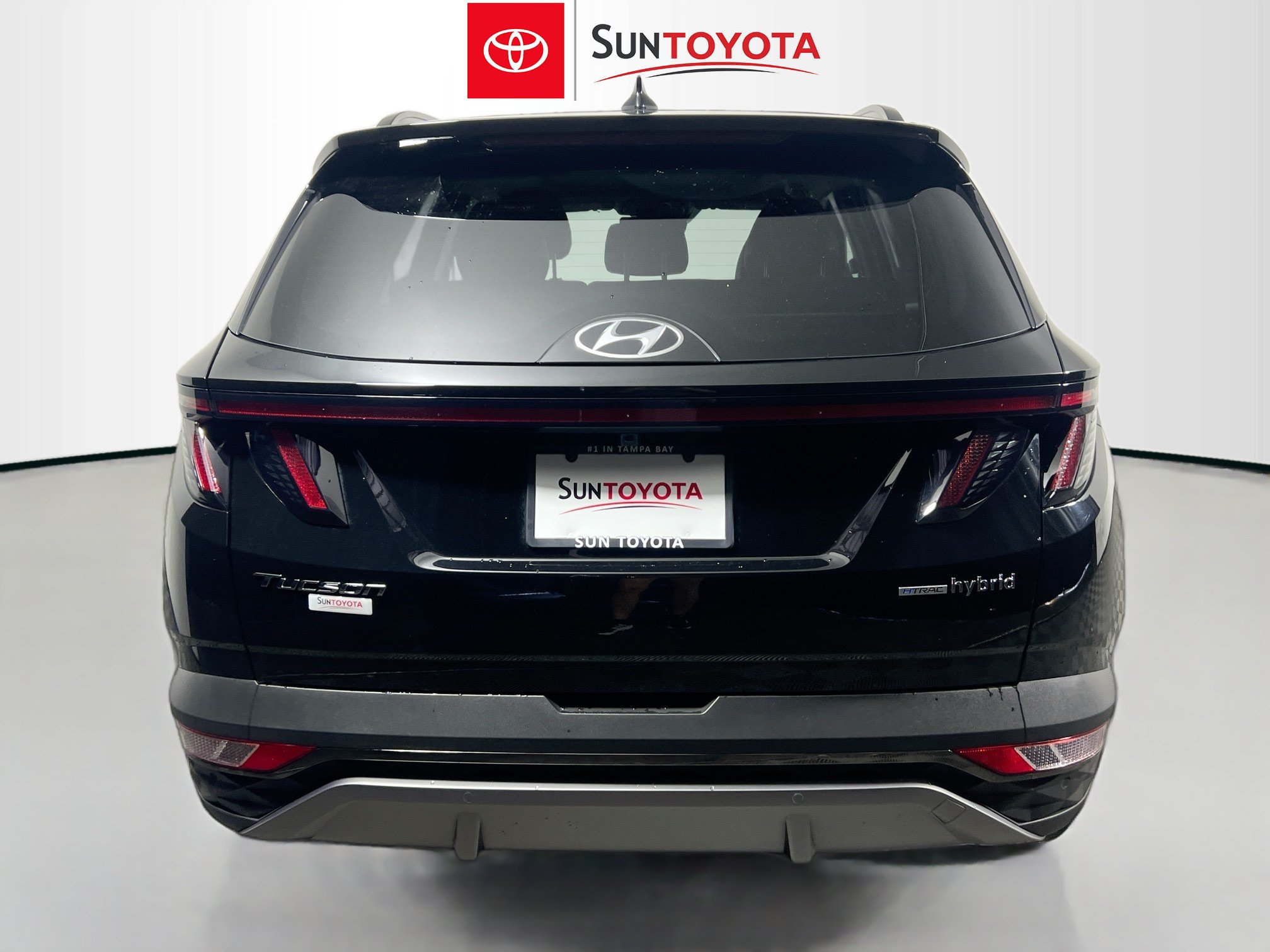 Used 2022 Hyundai Tucson Limited w/ Cargo Package AWD/4WD image 5