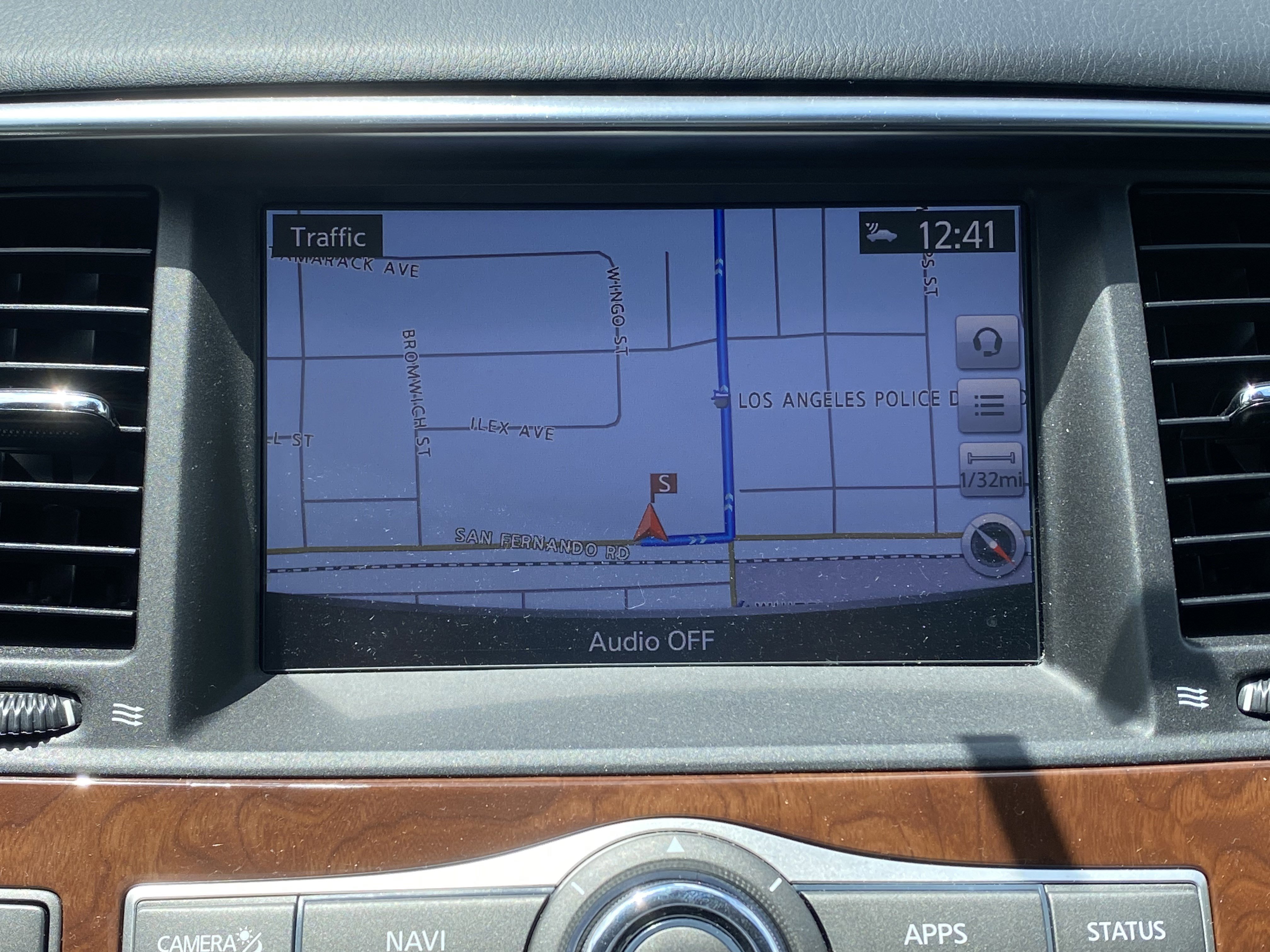 Used 2018 INFINITI QX80 4WD w/ Driver Assistance Package image 28