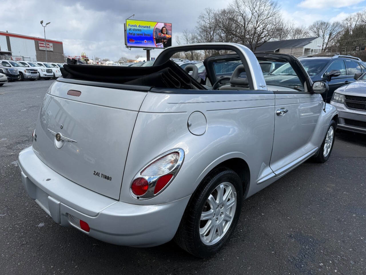 Used 2006 Chrysler PT Cruiser Touring image 9