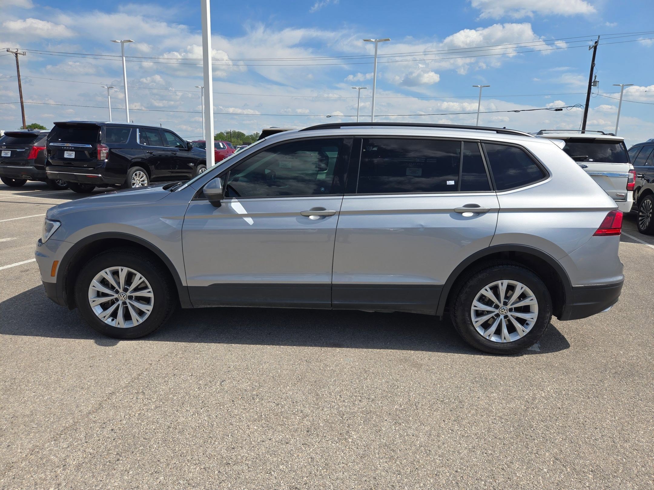 Used 2020 Volkswagen Tiguan S FWD image 6
