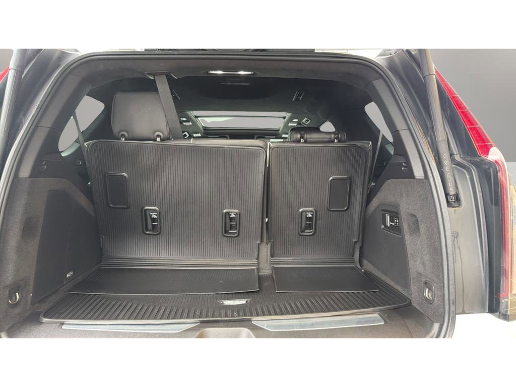 Used 2023 Cadillac Escalade V image 16