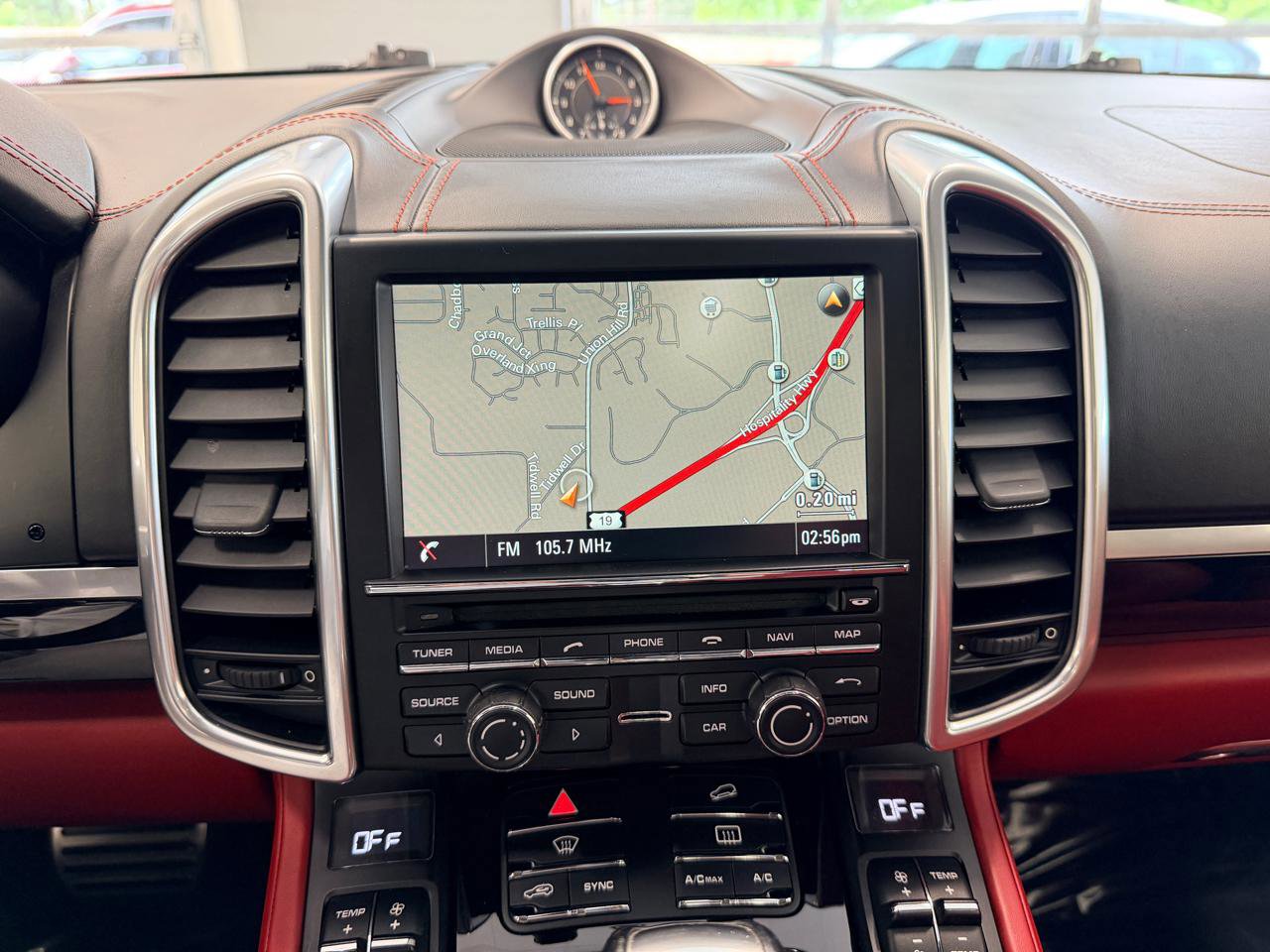 Used 2016 Porsche Cayenne S AWD/4WD image 43