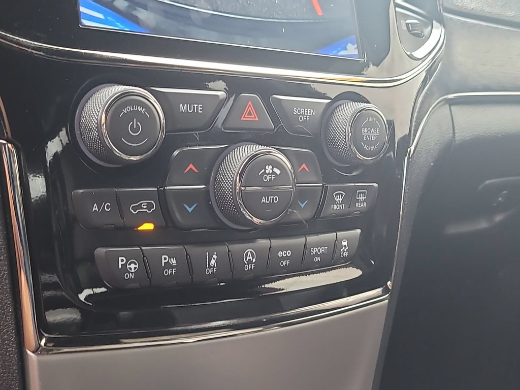 Used 2019 Jeep Grand Cherokee High Altitude AWD/4WD image 29