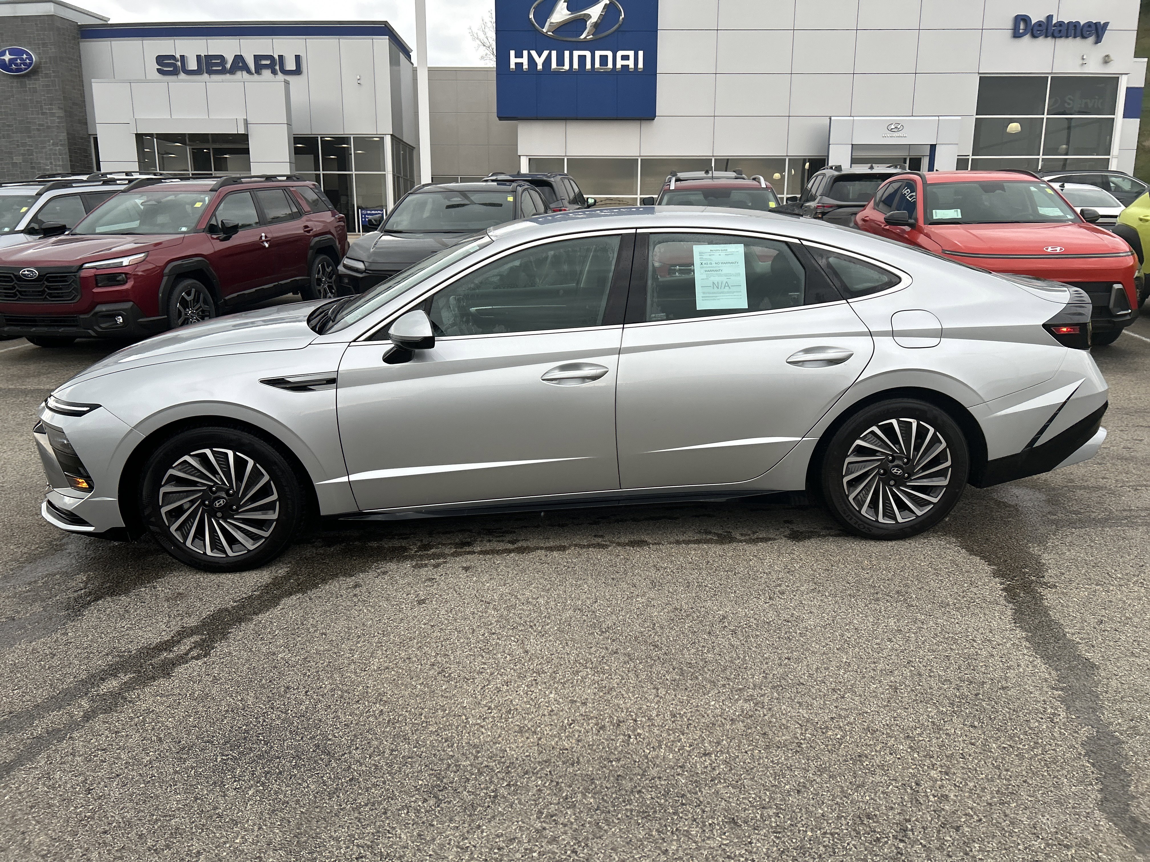 Used 2025 Hyundai Sonata SEL FWD image 15