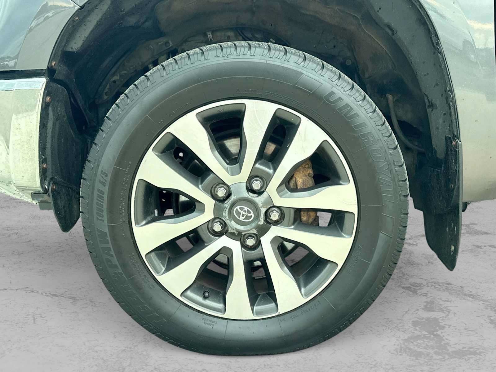 Used 2019 Toyota Tundra Limited AWD/4WD image 13