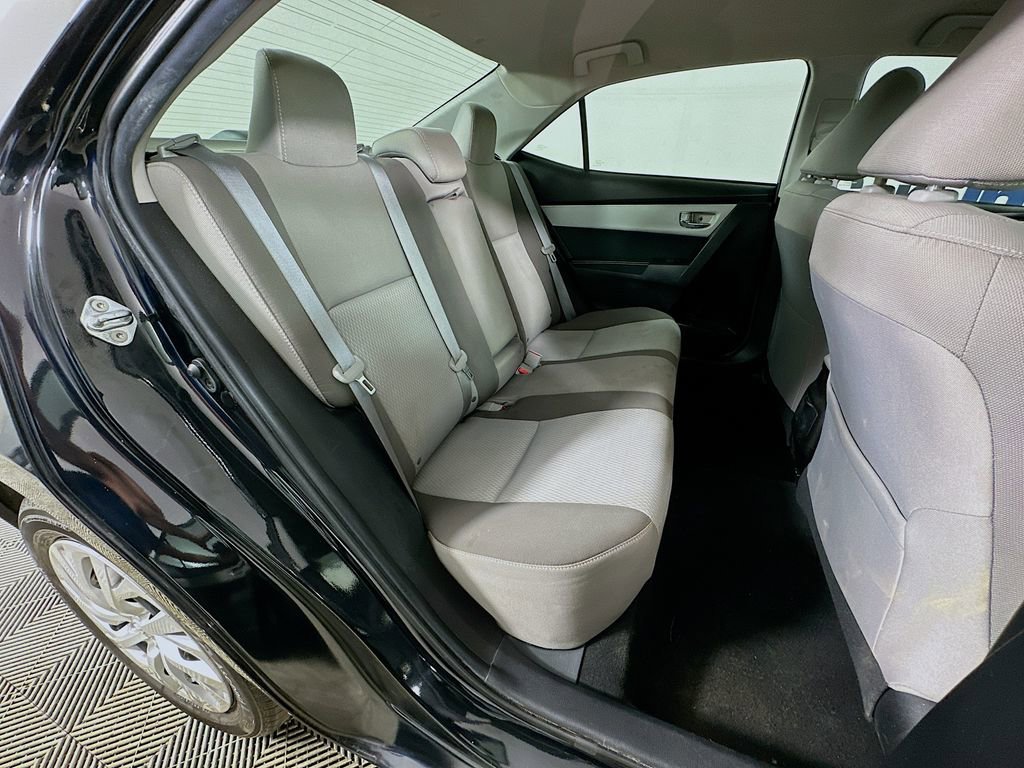Used 2019 Toyota Corolla LE FWD image 29