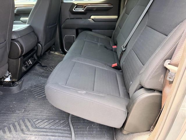 Used 2024 Chevrolet Silverado 1500 LT Trail Boss w/ Protection Package AWD/4WD image 11