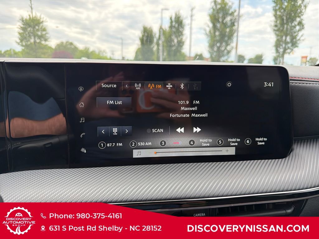 Certified 2025 Nissan Kicks SR FWD image 16