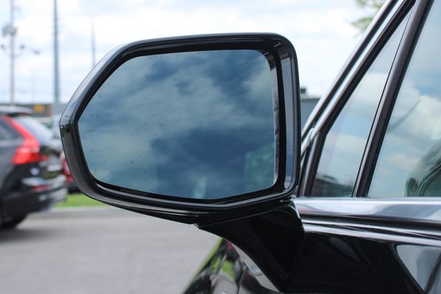 Used 2019 Cadillac XT5 AWD image 8