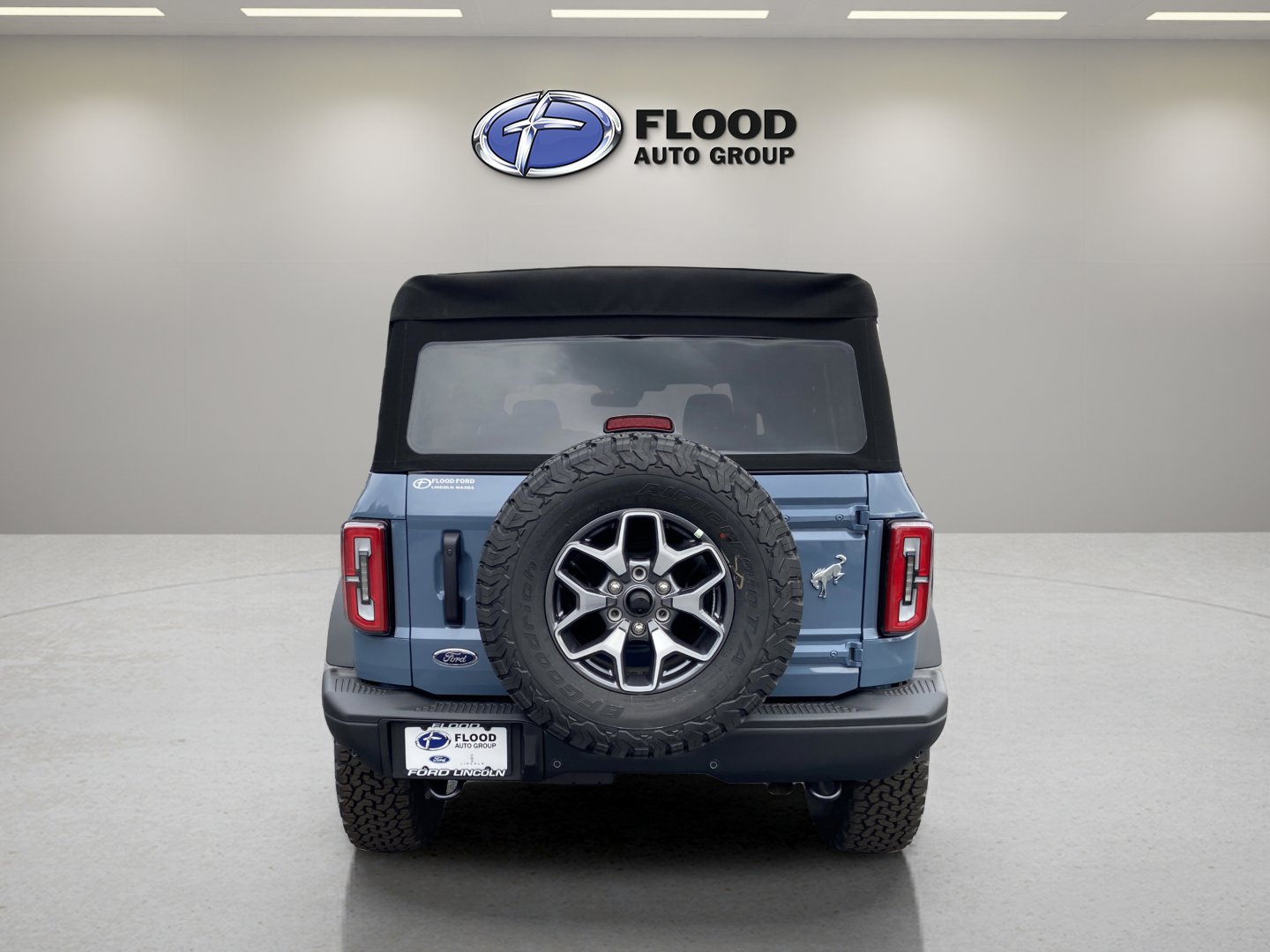 New 2025 Ford Bronco Badlands image 4