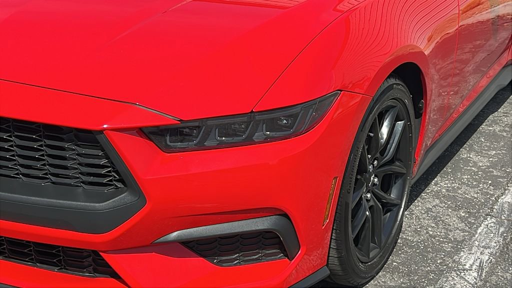 Certified 2025 Ford Mustang Premium image 3