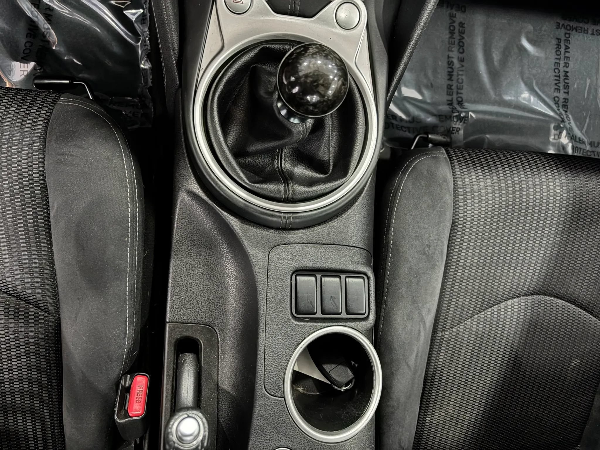 Used 2017 Nissan 370Z Coupe RWD image 15