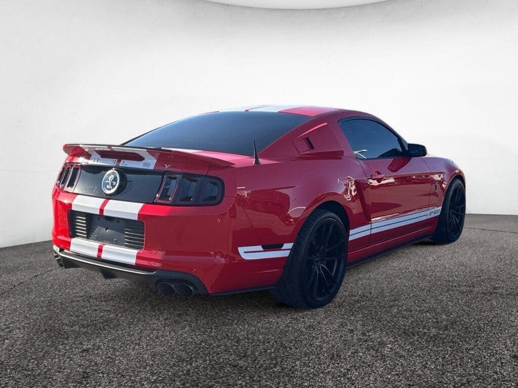 Used 2014 Ford Mustang Shelby GT500 RWD image 5