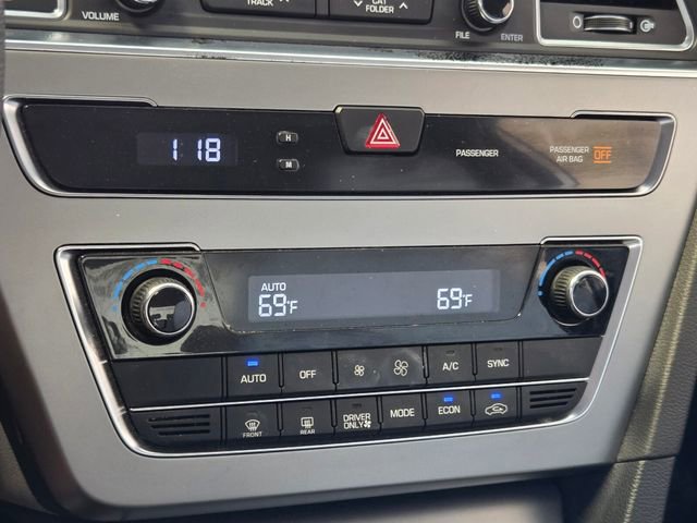 Used 2016 Hyundai Sonata SE image 28