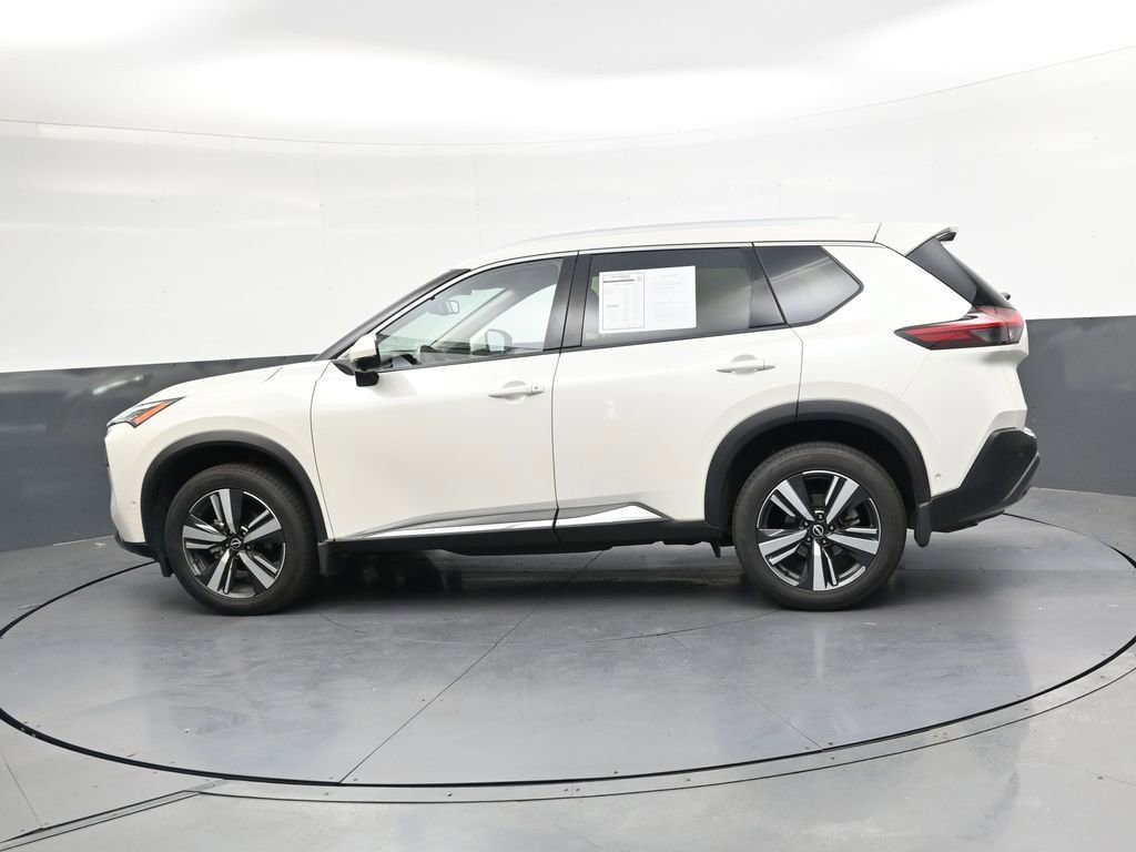 Used 2023 Nissan Rogue SL w/ SL Premium Package FWD image 3