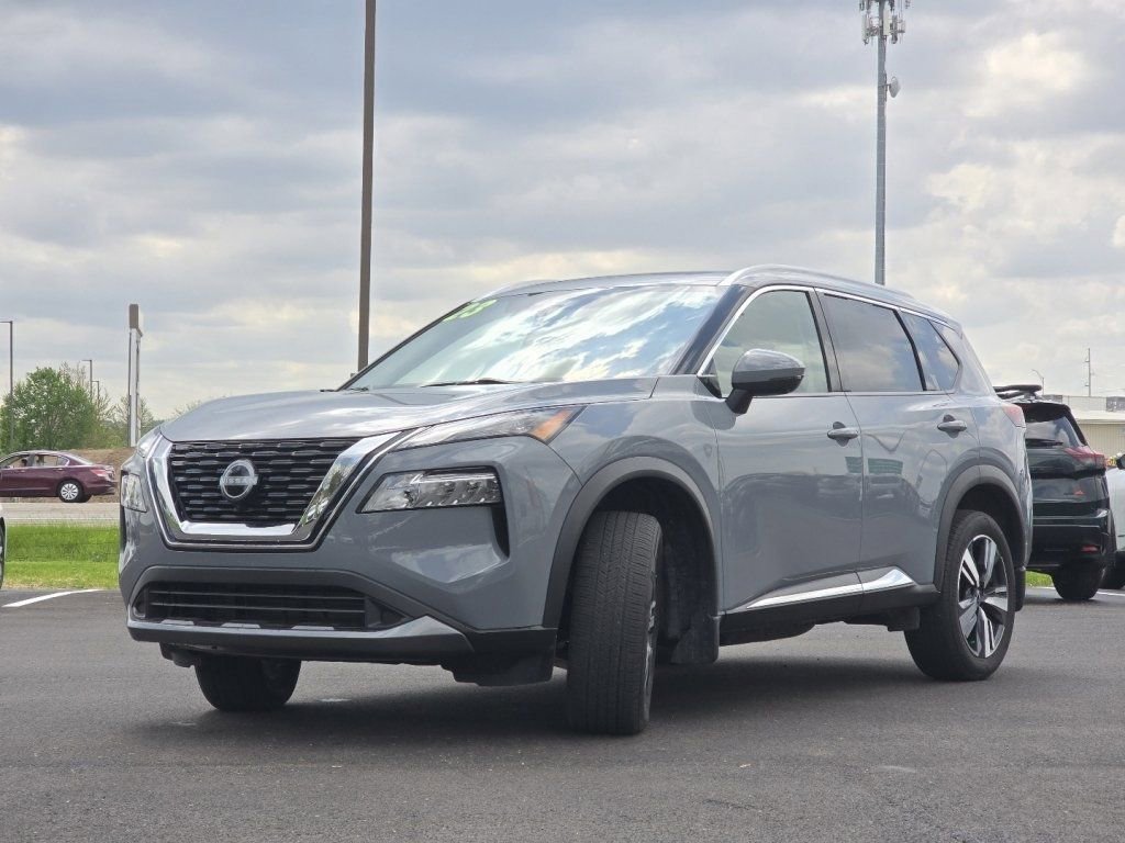 Used 2023 Nissan Rogue SL AWD/4WD image 9