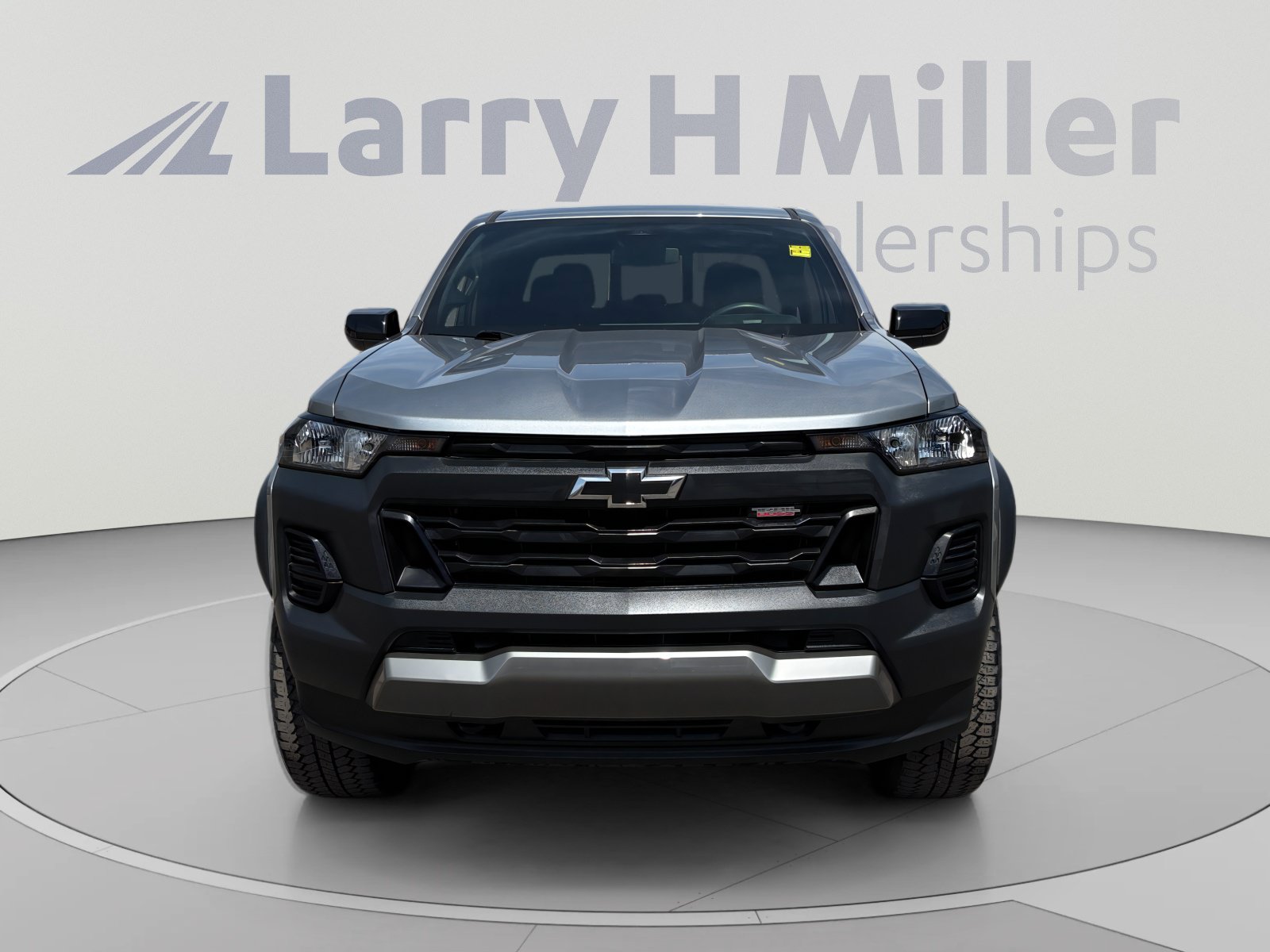 Used 2023 Chevrolet Colorado Trail Boss w/ Advanced Trailering Package AWD/4WD image 8