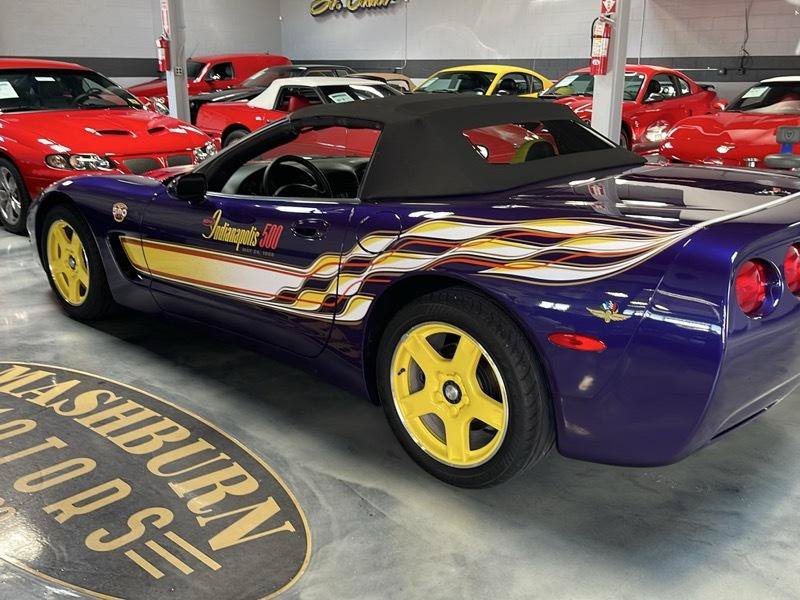 Used 1998 Chevrolet Corvette Convertible w/ Memory Pkg RWD image 16