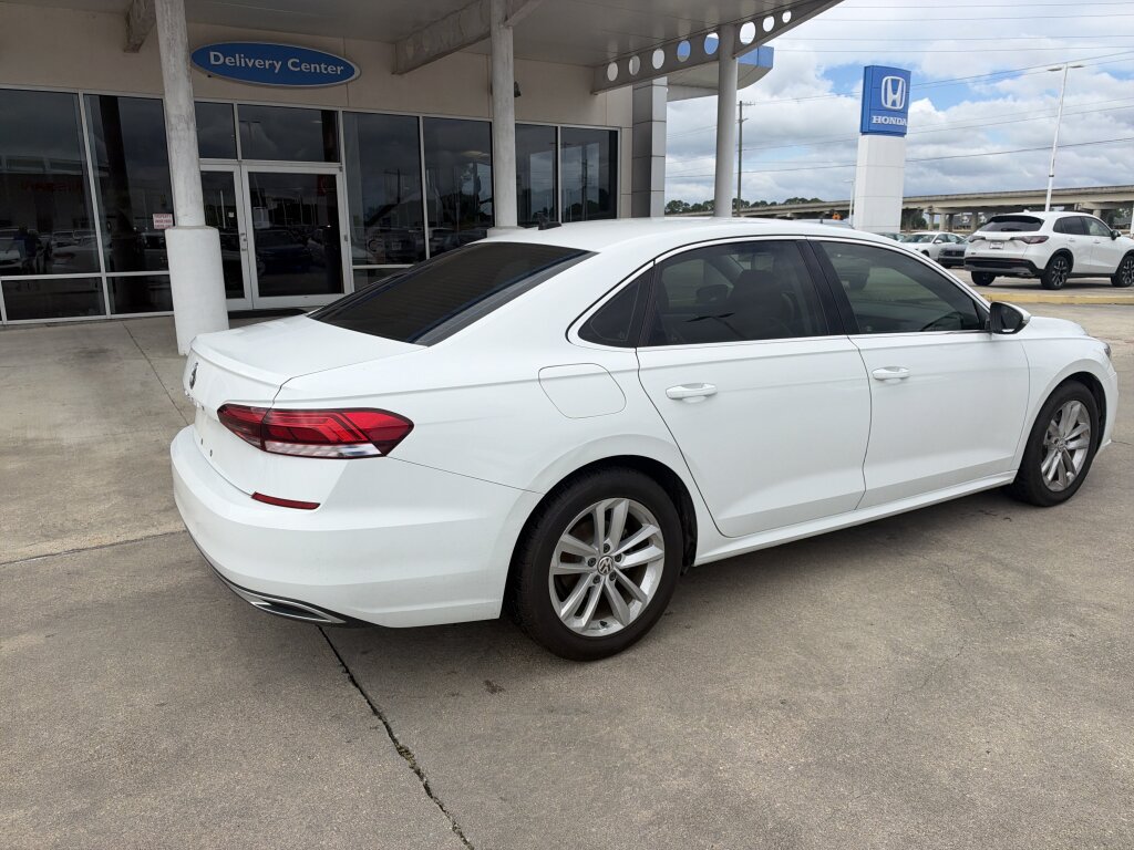 Used 2020 Volkswagen Passat 2.0T SE FWD image 15
