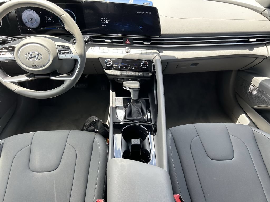 Certified 2023 Hyundai Elantra SEL w/ Convenience Package FWD image 20