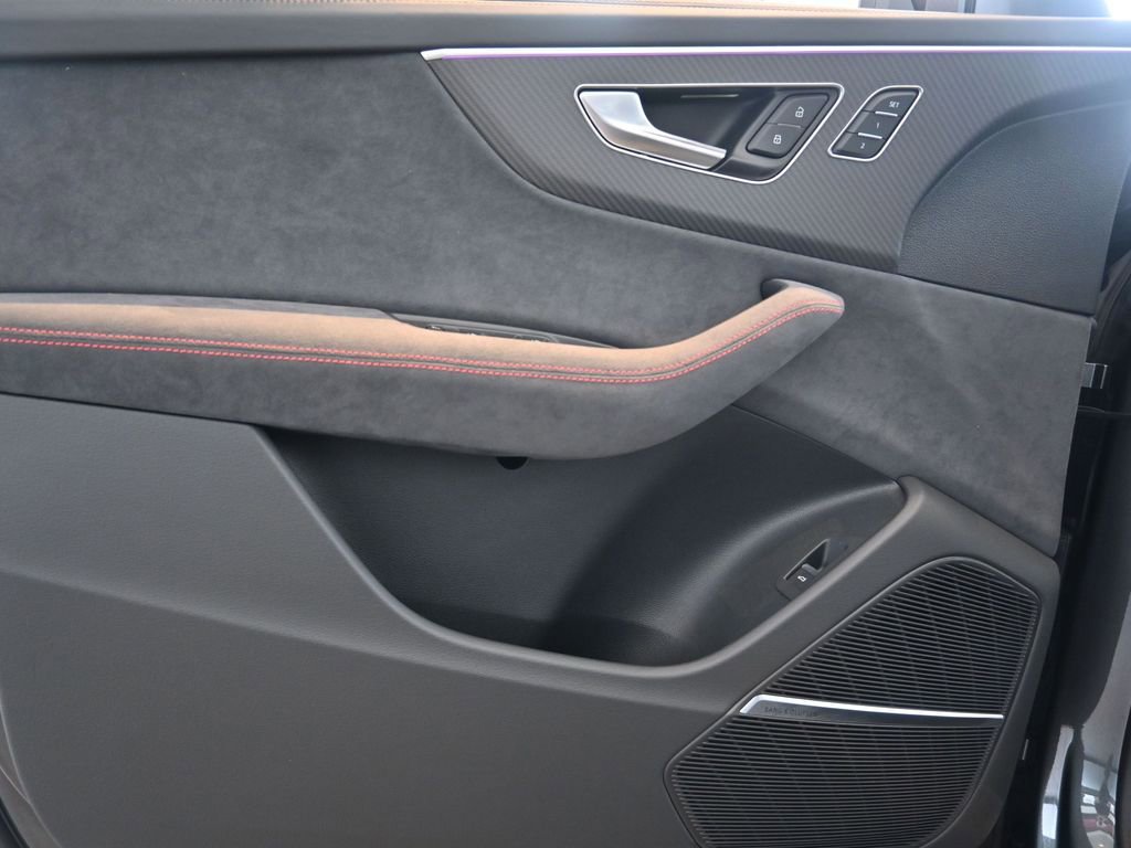 New 2026 Audi RS Q8 performance image 24