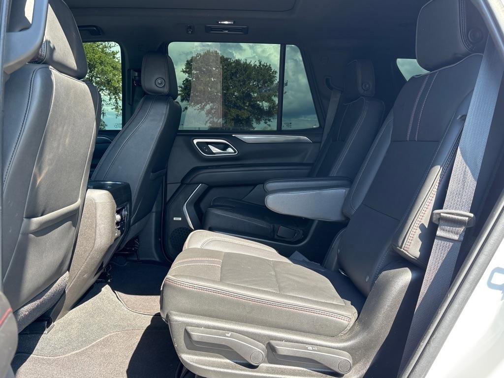 Used 2021 Chevrolet Tahoe RST w/ Luxury Package image 12