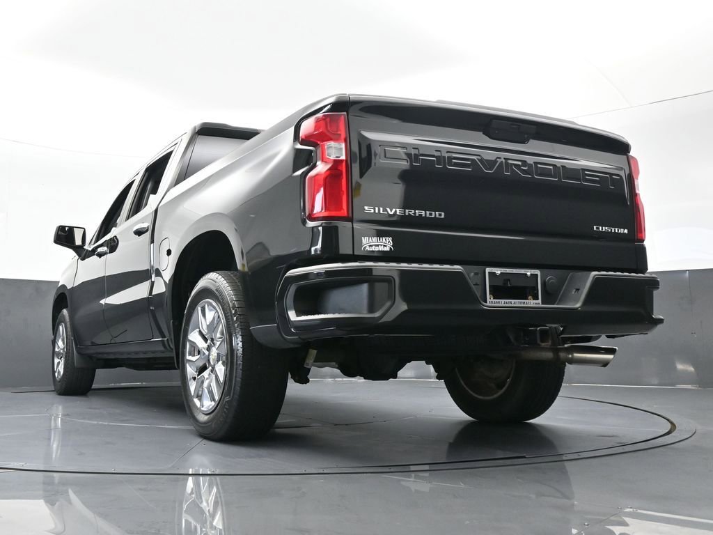 Used 2020 Chevrolet Silverado 1500 Custom w/ Custom Value Package image 52