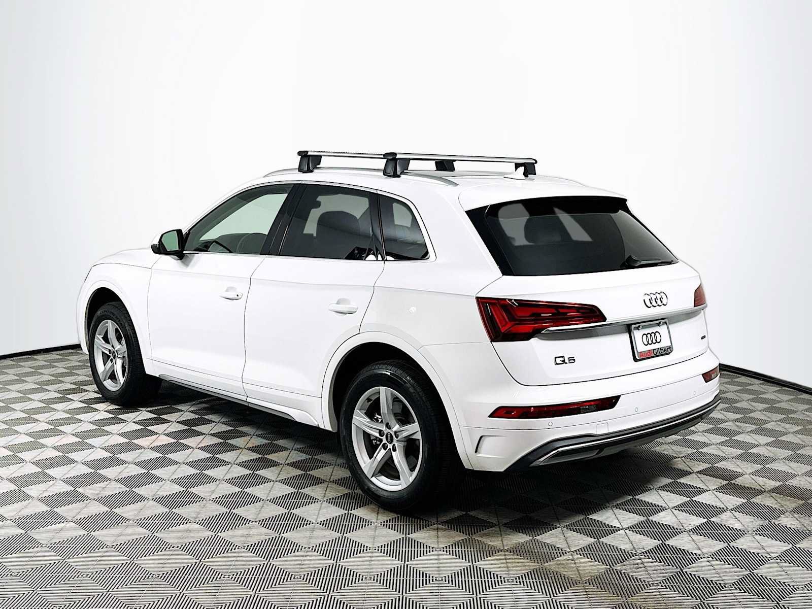 Used 2021 Audi Q5 2.0T Premium w/ Convenience Package AWD/4WD image 5