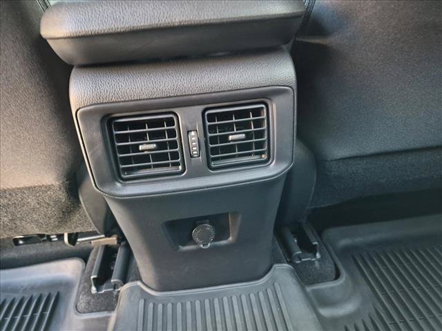 Used 2024 Toyota RAV4 LE AWD/4WD image 16