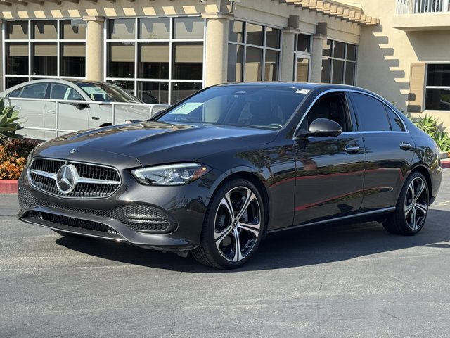 Used 2024 Mercedes-Benz C 300 4MATIC Sedan image 4