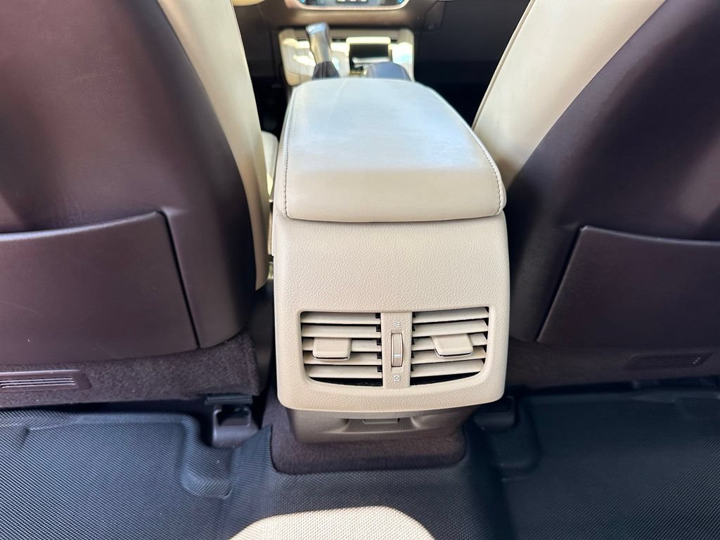 Used 2017 Lexus ES 350 w/ Luxury Package FWD image 24