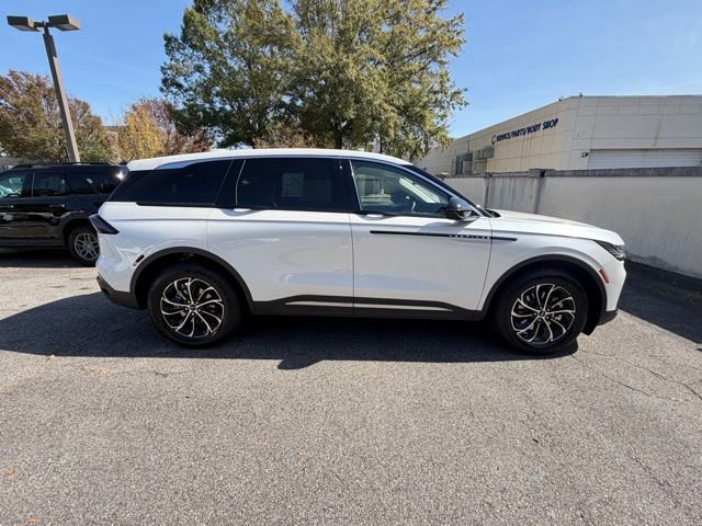 New 2026 Lincoln Nautilus Premier image 6