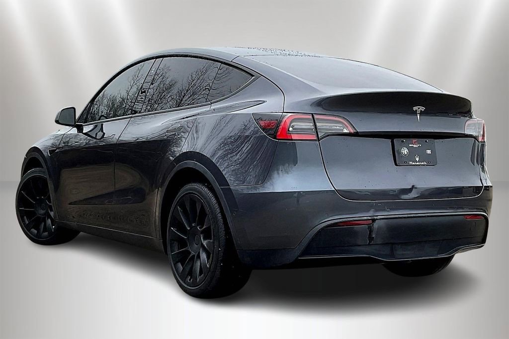 Used 2021 Tesla Model Y Long Range image 4