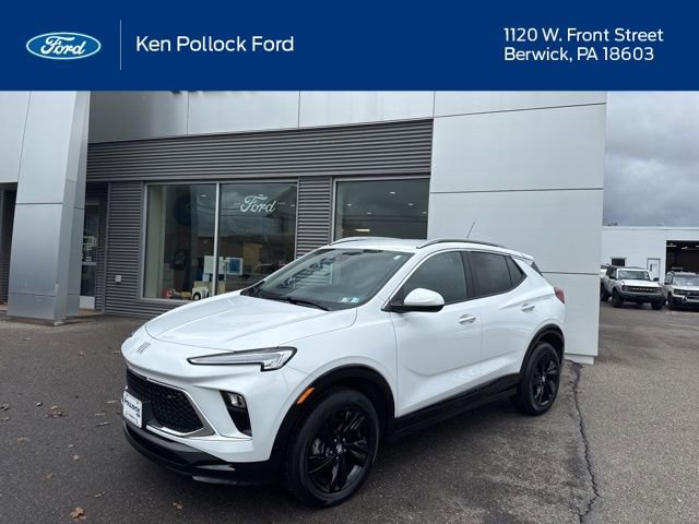 Used 2024 Buick Encore GX Sport Touring image 1