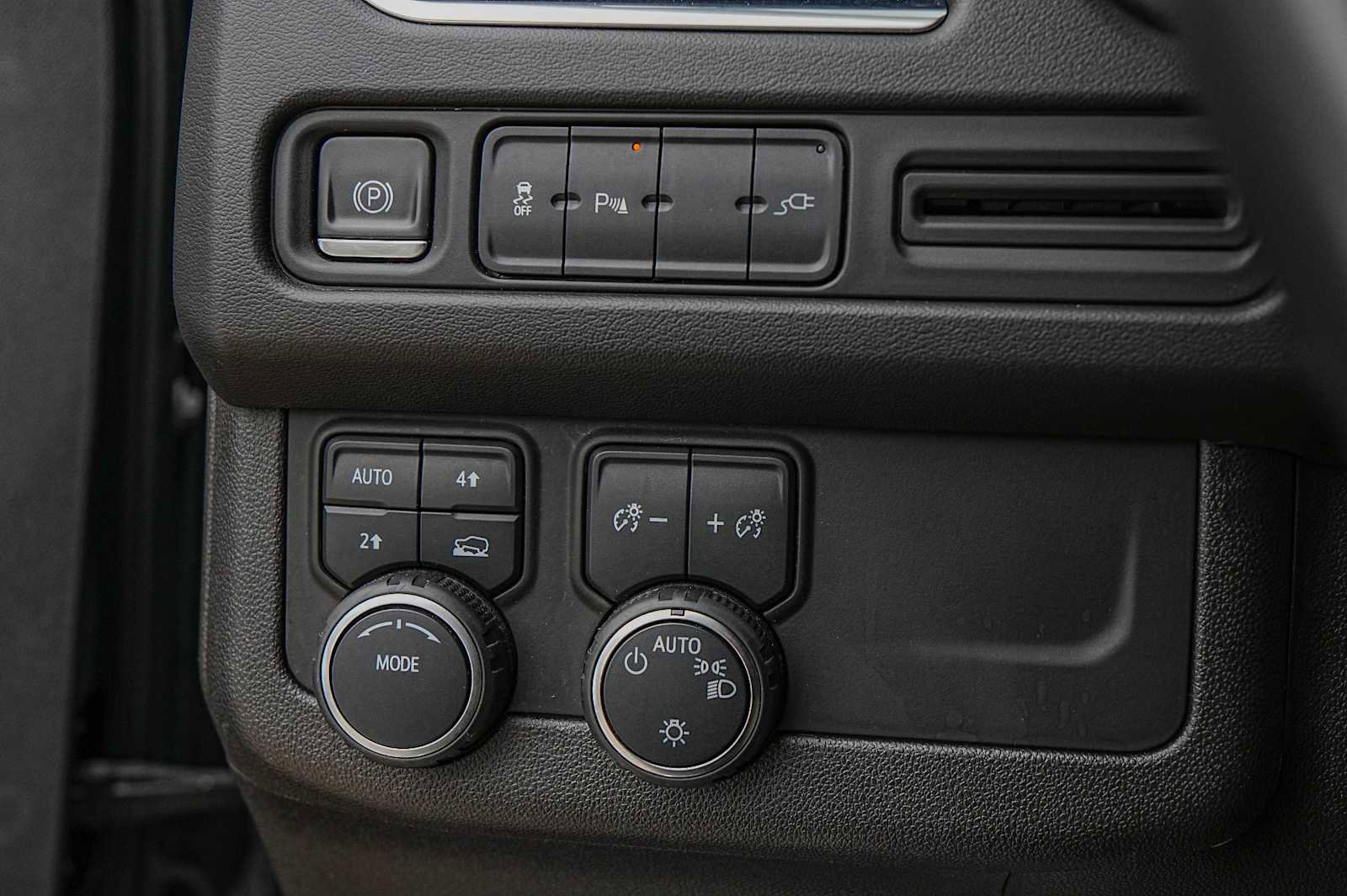 Used 2021 Chevrolet Tahoe RST image 21