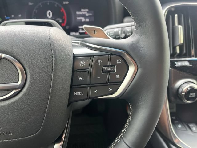 Used 2026 Lexus LX 700h Overtrail AWD/4WD image 21