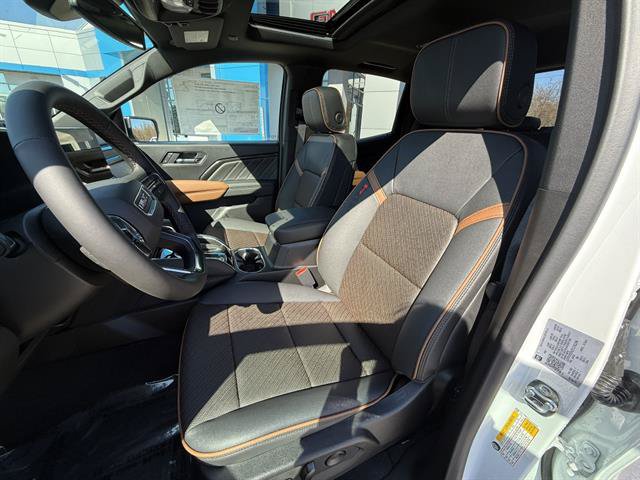 New 2026 GMC Canyon AT4 w/ Technology Plus Package AWD/4WD image 14