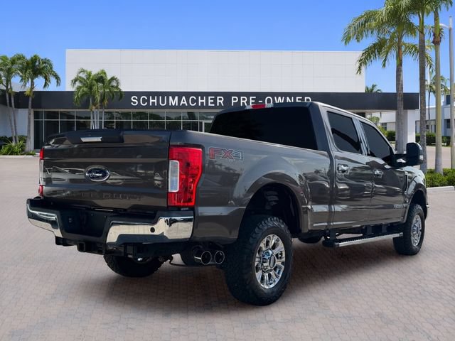 Used 2017 Ford F250 XLT w/ XLT Premium Package AWD/4WD image 7