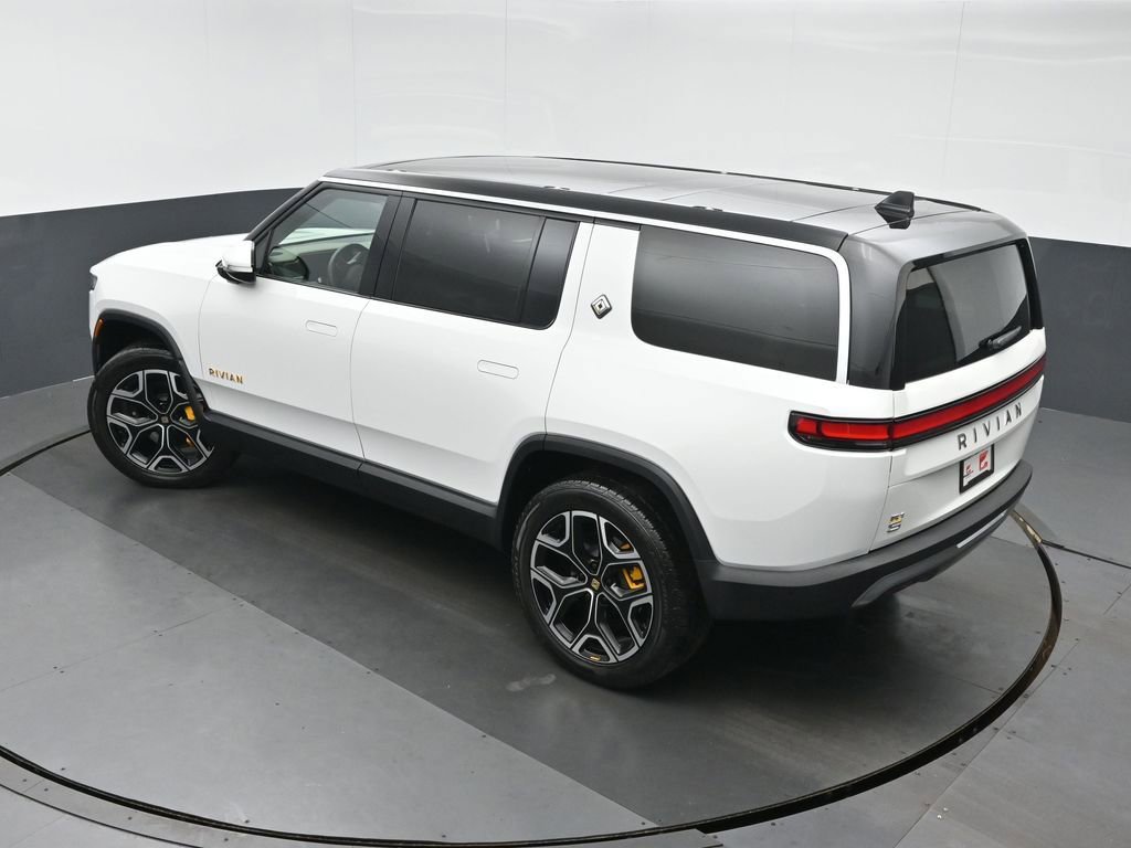 Used 2024 Rivian R1S Adventure AWD/4WD image 35