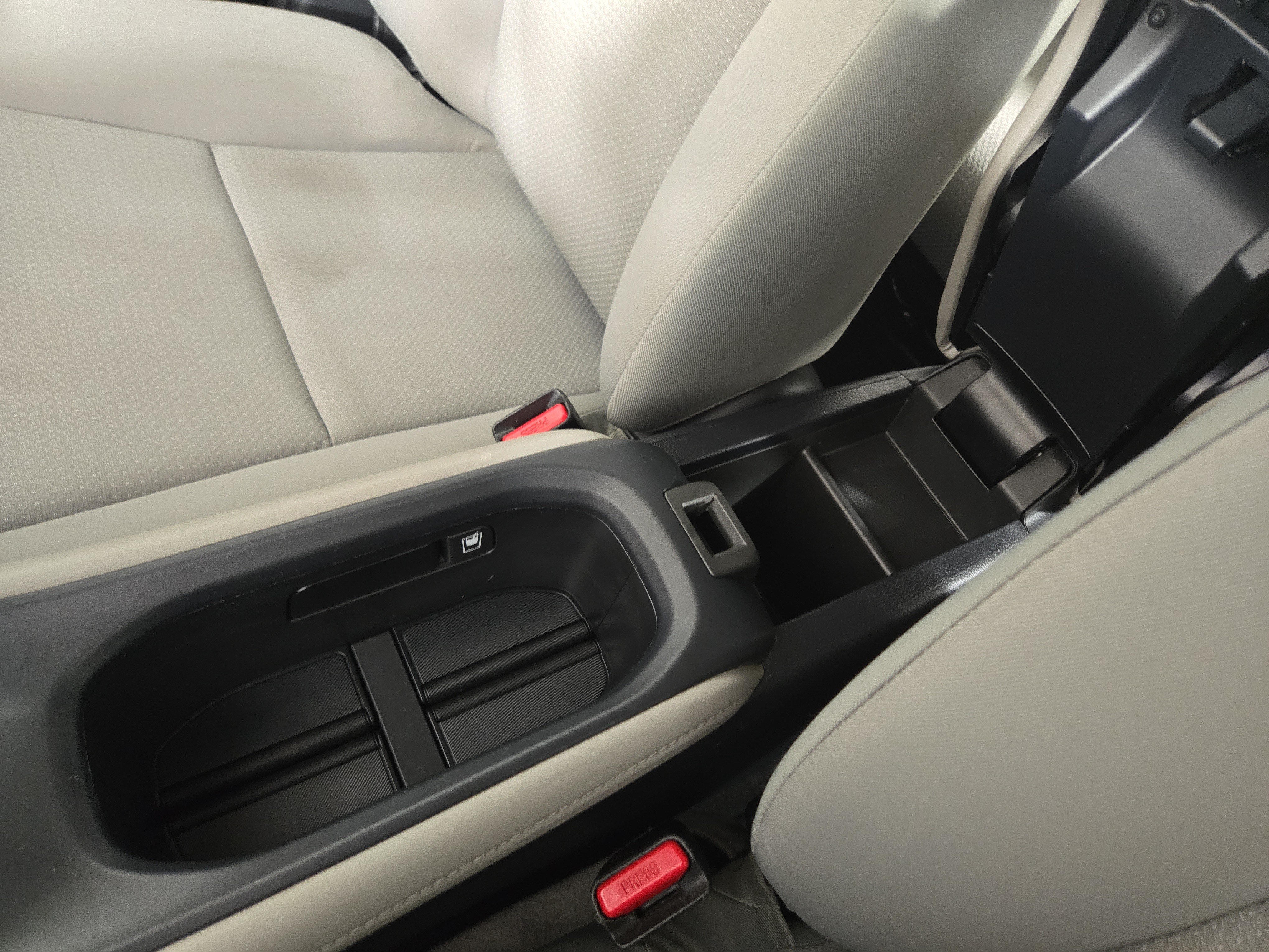Used 2020 Honda HR-V LX image 22