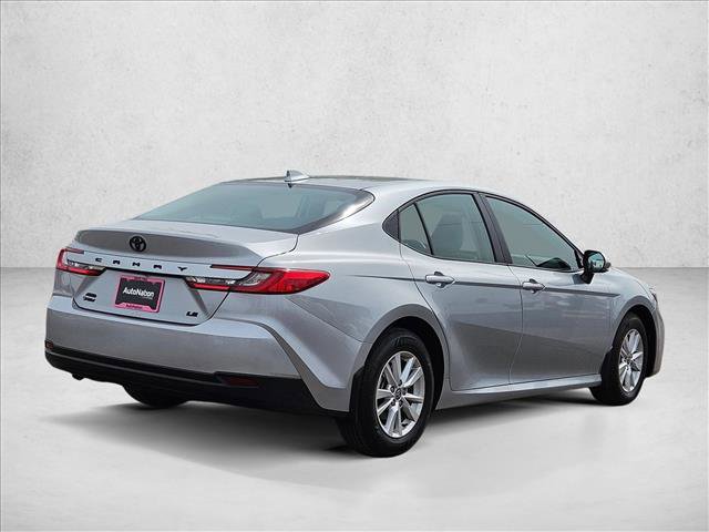 Used 2025 Toyota Camry LE w/ Convenience Package AWD/4WD image 5