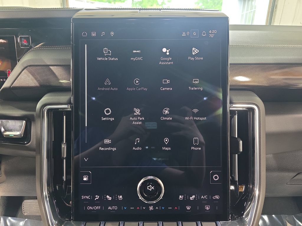 New 2026 GMC Yukon XL Elevation w/ Elevation Premium Package AWD/4WD image 23