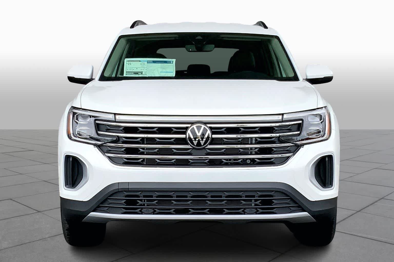 New 2026 Volkswagen Atlas SE FWD image 3