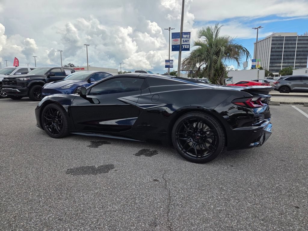 Used 2026 Chevrolet Corvette Z06 RWD image 9