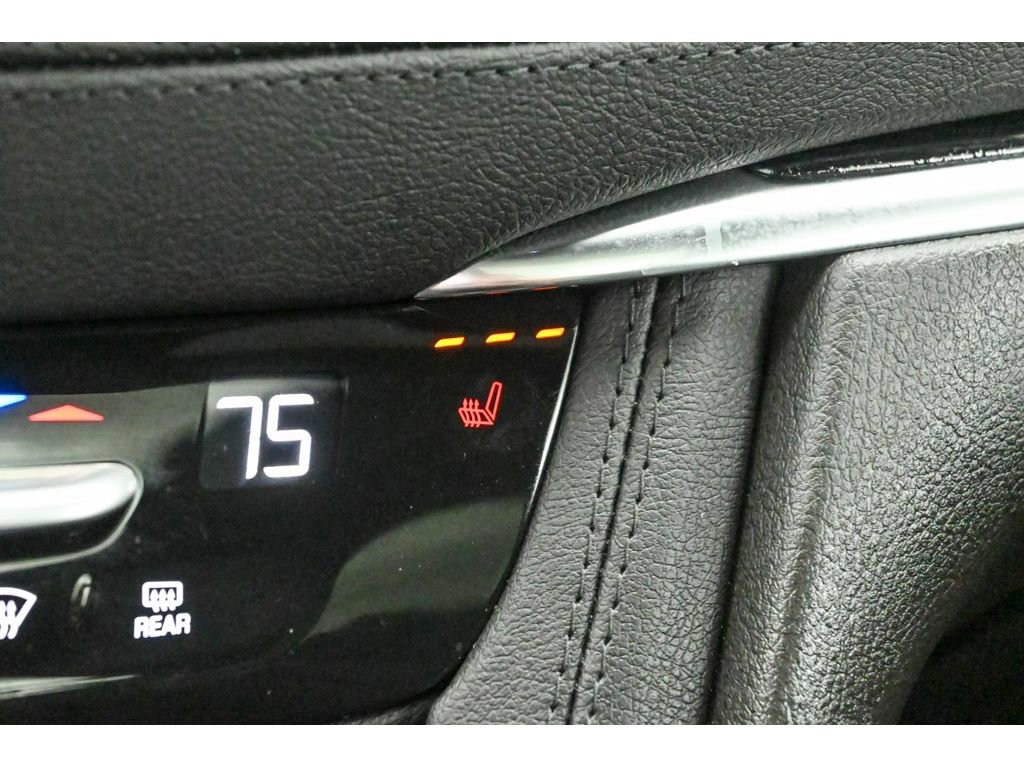 Certified 2025 Cadillac XT5 Premium Luxury image 46