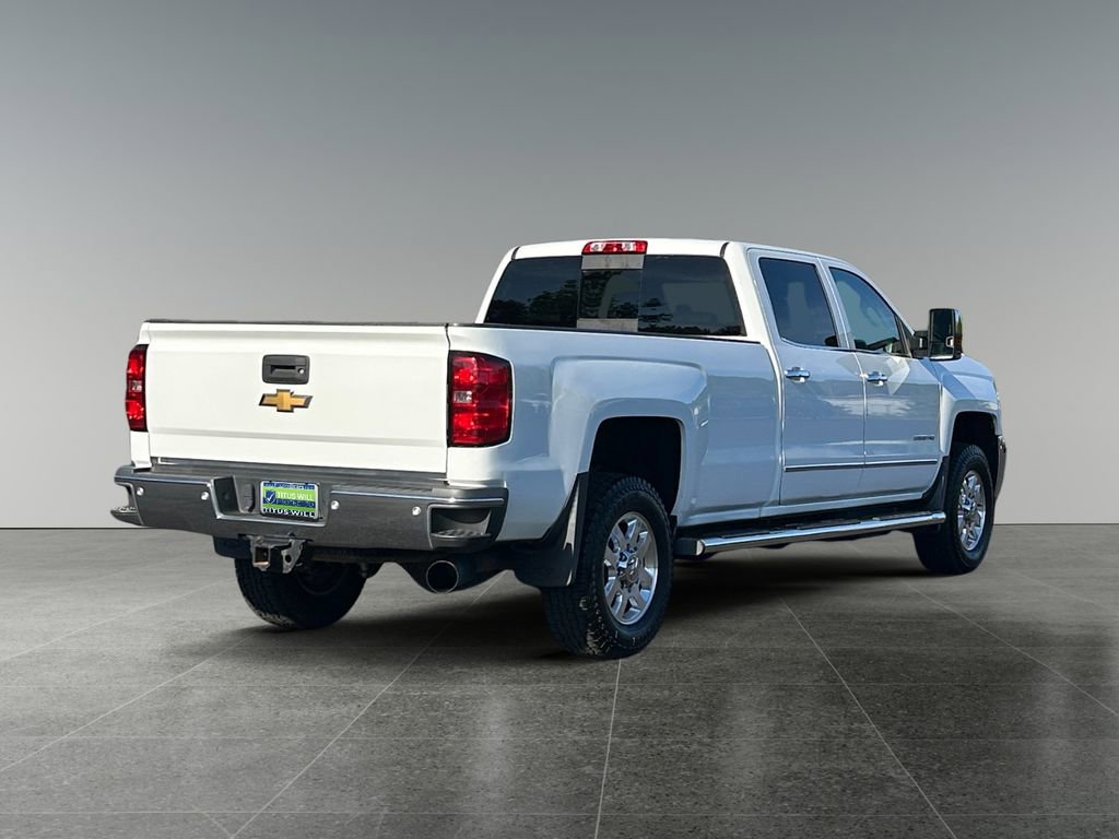 Used 2015 Chevrolet Silverado 2500 LTZ w/ Duramax Plus Package AWD/4WD image 10