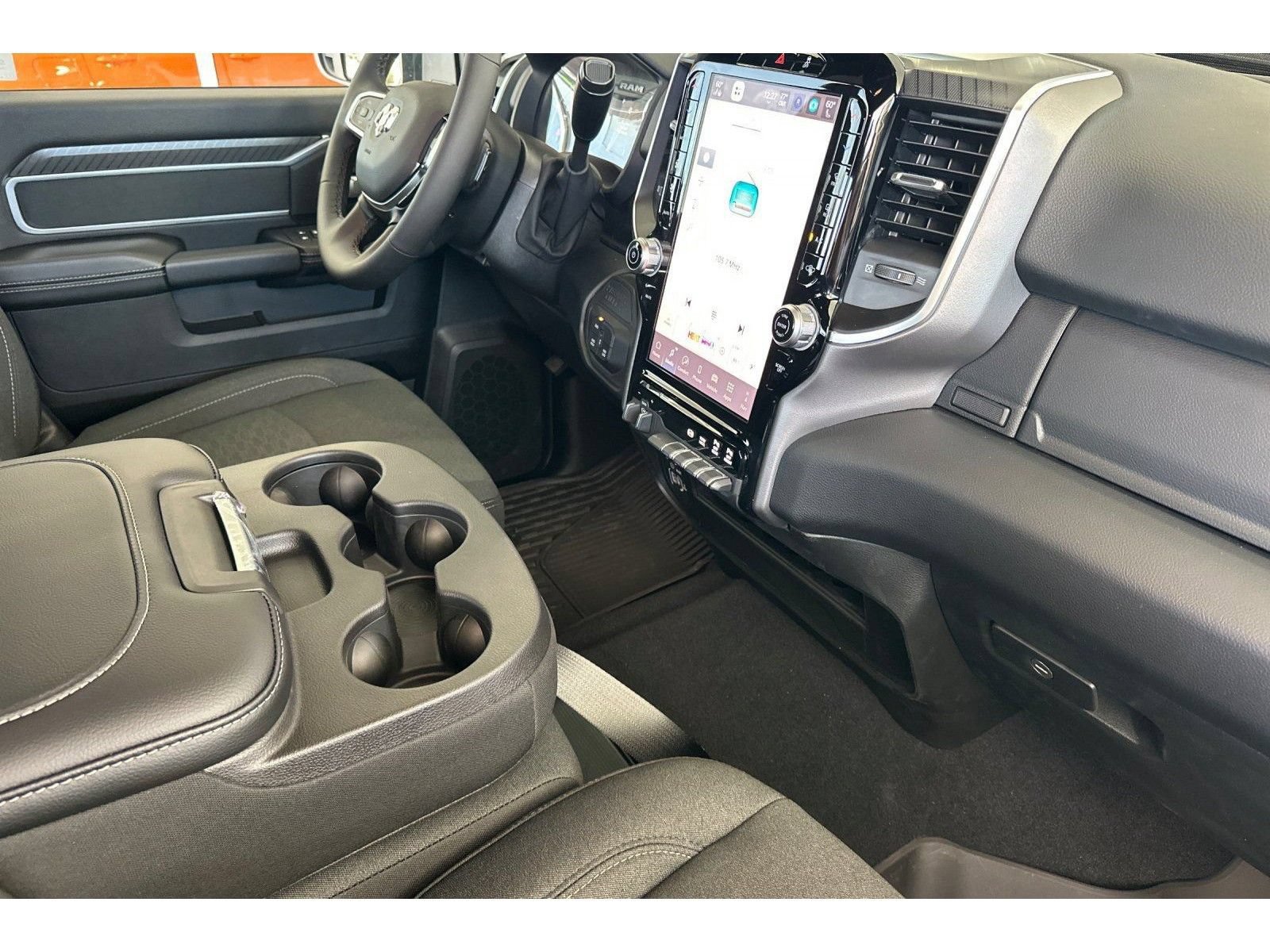 New 2026 RAM 2500 Big Horn AWD/4WD image 16